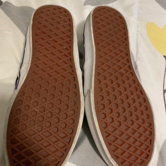 Vans - Picture 3 of 4